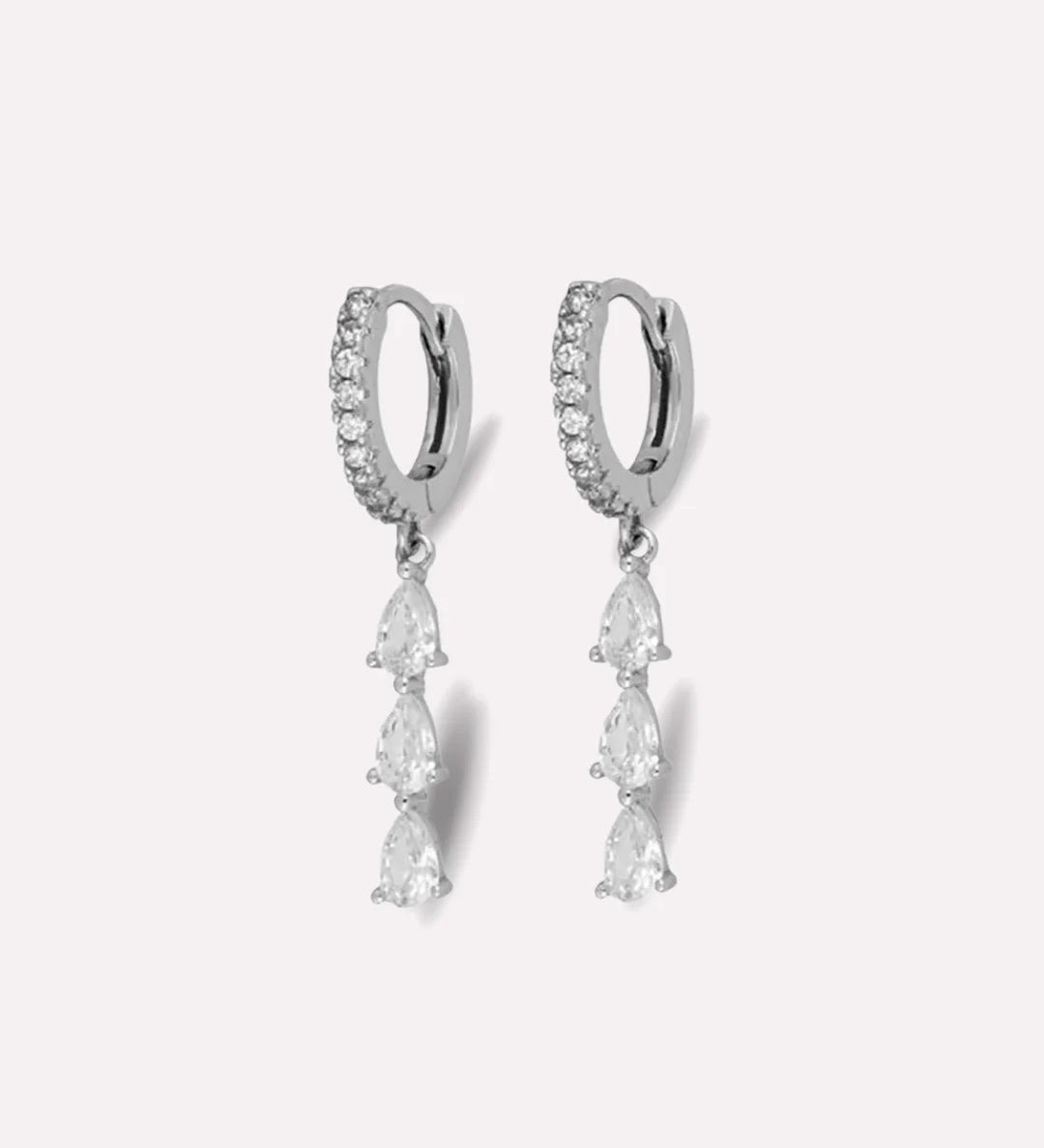 Triple Diamant Hanger Earrings