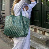 Élodie Everyday Tote Bag
