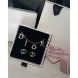 EXCLUSIVE | Beautiful Earrings Silver