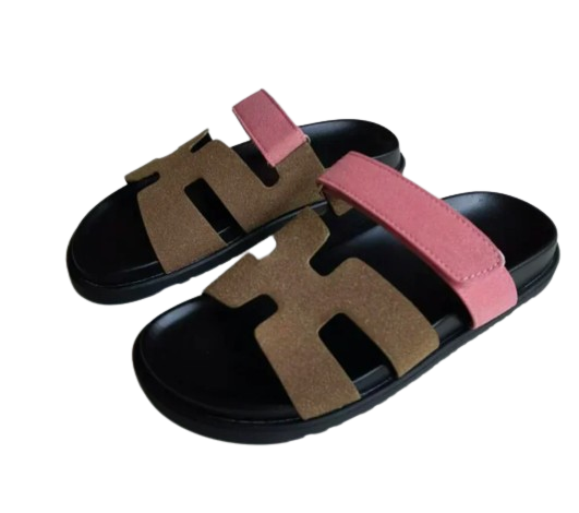 Ariadne Women's Sandal