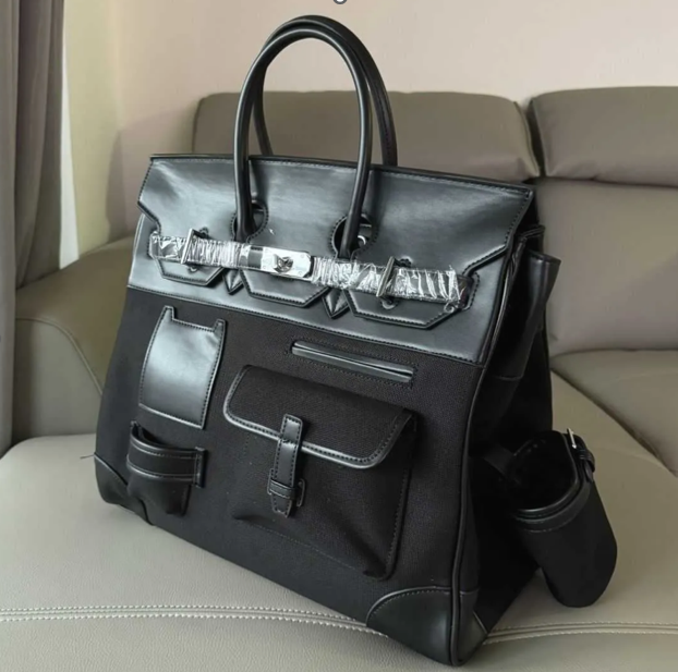 The Vanguard Tote